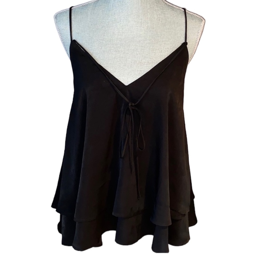 Women’s Rowen Black Flowy Tank Top Medium